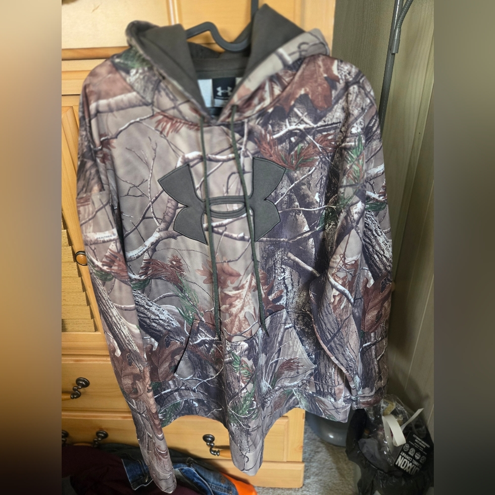 Men's Under Armour hoodie
